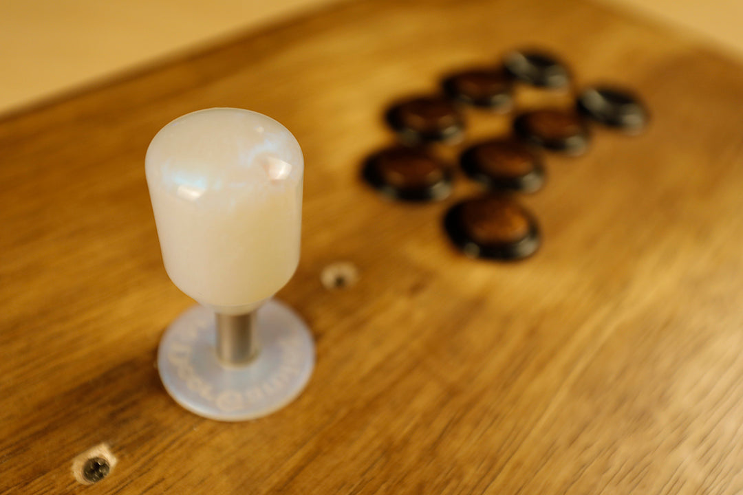 P038 - "Erarlumo" - Arcade Stick Topper w/ Dust Washer