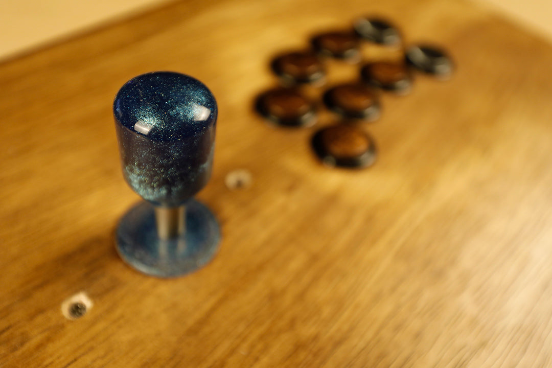 P040 - "Tsurane Sanzu-watashi" - Arcade Stick Topper w/ Dust Washer